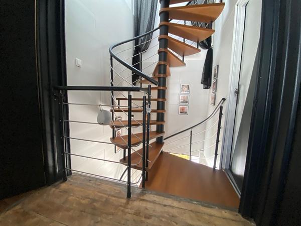 Maison Riec Sur Belon 5 pièces 120 m2 située en hyper centre entièrement rénovée .