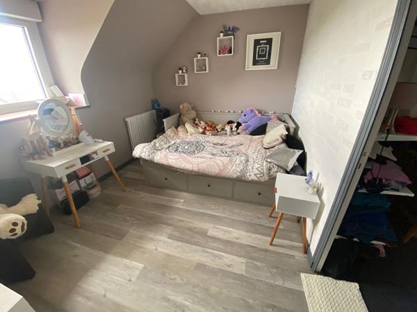 Maison Riec Sur Belon 5 pièces 120 m2 située en hyper centre entièrement rénovée .