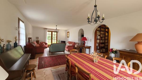 Maison à vendre 8 pièces 157 m² Saumur