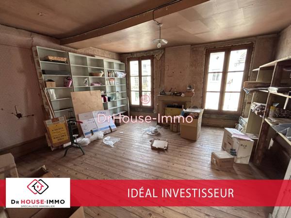 Immeuble à vendre 10 pièces de 300 m²