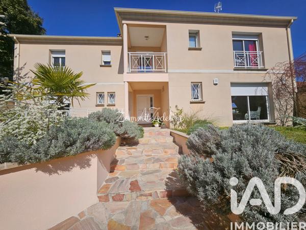 Maison à vendre 9 pièces 213 m² Le Blanc-Mesnil