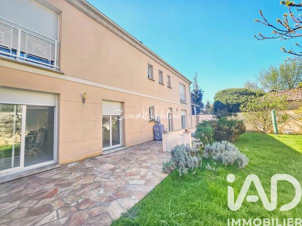 Maison à vendre 9 pièces 213 m² Le Blanc-Mesnil