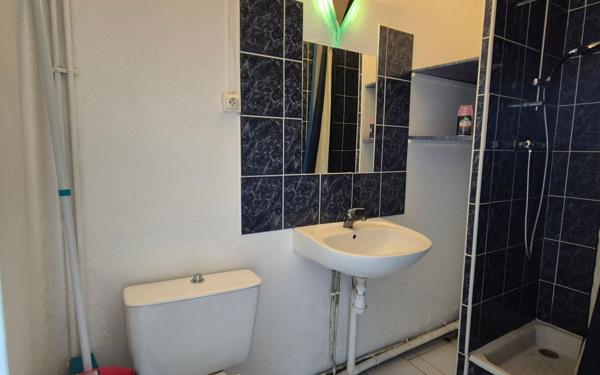 Appartement à vendre    1 pièce • 27,62 m2 Saint-Étienne
