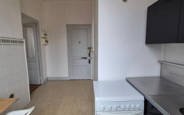 Appartement à vendre    1 pièce • 27,62 m2 Saint-Étienne