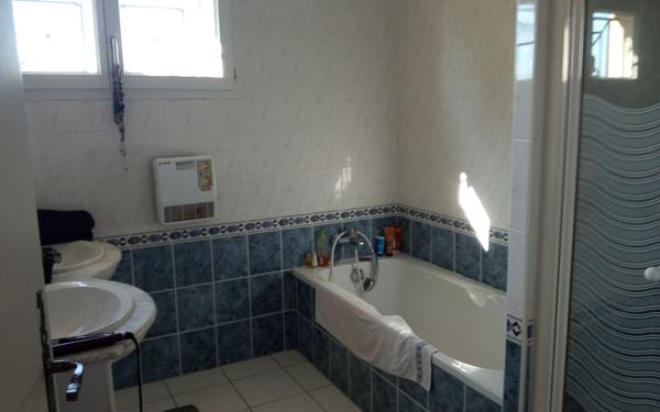 Maison à louer    4 pièces •  Lagarrigue