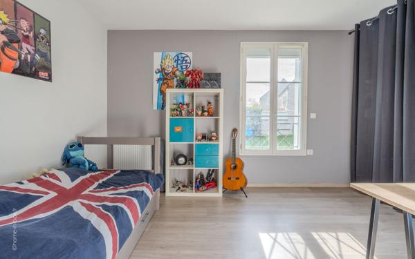 Maison à vendre    8 pièces • 157,41 m2 Magny-le-Hongre