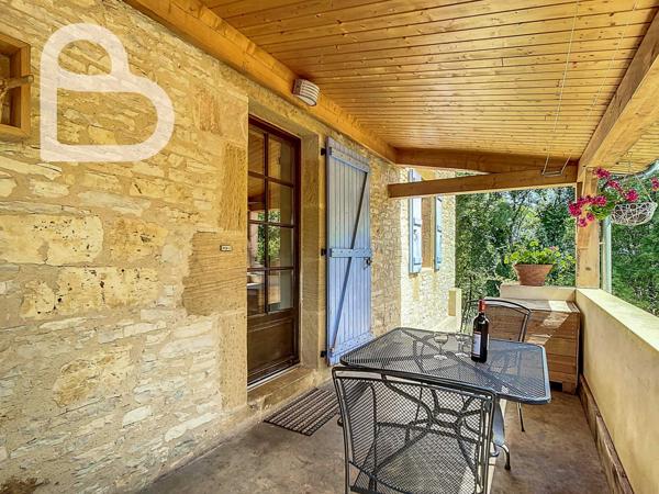 Salviac (46340) Maison en pierre avec piscine et grange