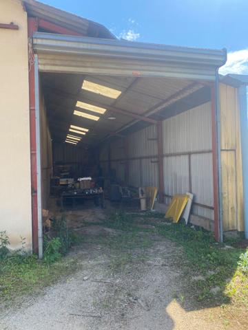 Hangar de 475m² avec terrain de 1 300 m²