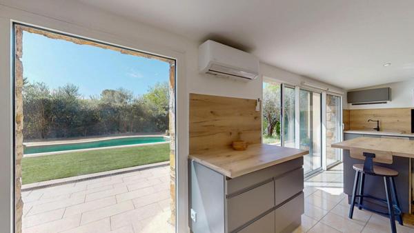 Maison entièrement restaurée dans un cadre privilégié