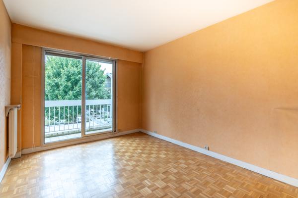 4 pièces 80 m² double balcon et parking