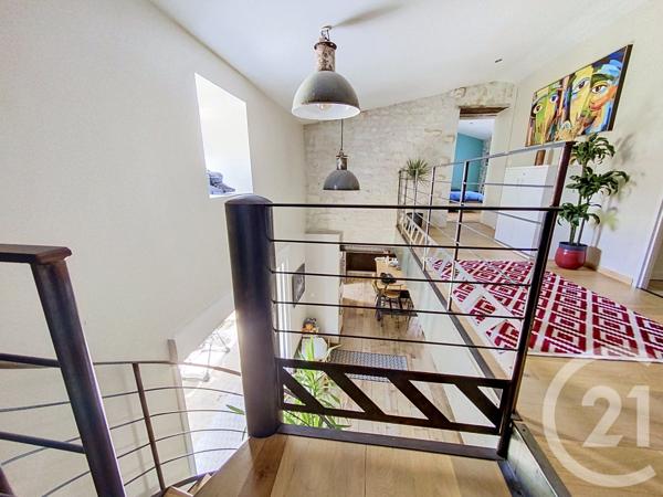 Maison à vendre  5 pièces - 205,57 m 2   ECHILLAIS  - 17