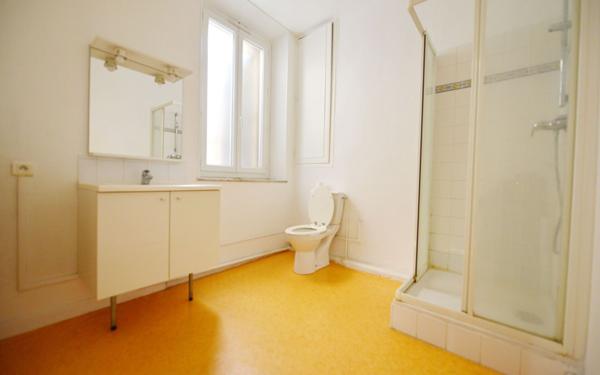 Appartement à vendre    2 pièces • 70,44 m2 Grasse
