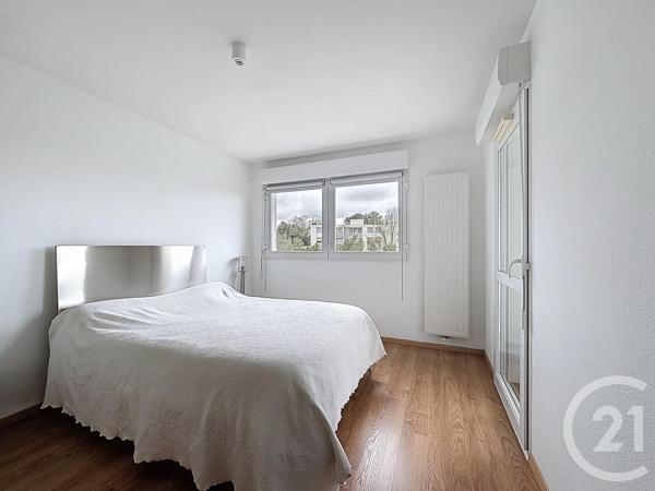 Appartement à vendre  4 pièces - 84,42 m 2   BAYONNE  - 64