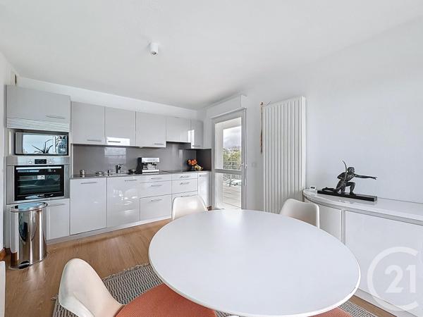 Appartement à vendre  4 pièces - 84,42 m 2   BAYONNE  - 64