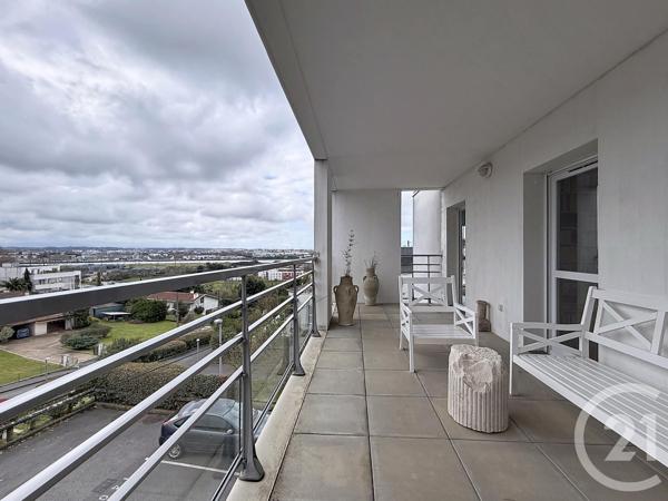 Appartement à vendre  4 pièces - 84,42 m 2   BAYONNE  - 64