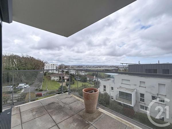 Appartement à vendre  4 pièces - 84,42 m 2   BAYONNE  - 64
