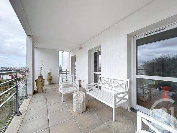 Appartement à vendre  4 pièces - 84,42 m 2   BAYONNE  - 64