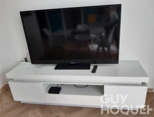 Idéal colocation étudiants : appartement 3 chambres meublées à louer à Châteaudun