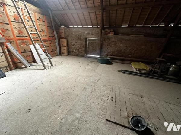 A VENDRE 56 PLOEREN, proche Vannes et Arradon, belle propriété, sur terrain + de 4 hectares + hangar