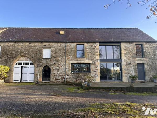 A VENDRE 56 PLOEREN, proche Vannes et Arradon, belle propriété, sur terrain + de 4 hectares + hangar