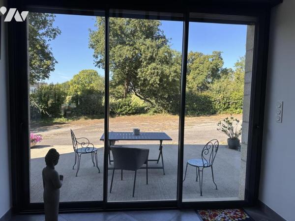 A VENDRE 56 PLOEREN, proche Vannes et Arradon, belle propriété, sur terrain + de 4 hectares + hangar