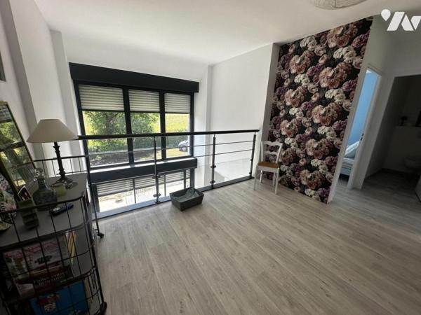 A VENDRE 56 PLOEREN, proche Vannes et Arradon, belle propriété, sur terrain + de 4 hectares + hangar