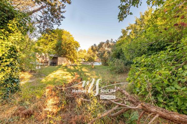 Terrain constructible de 473 m² proche du centre