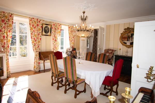Chateau à vendre à Ussel (19200) - Corrèze
