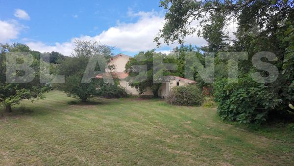 Grande maison familiale avec potentiel