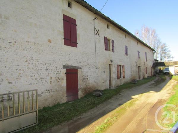 Maison à vendre  8 pièces - 204,06 m 2   BRIOUX SUR BOUTONNE  - 79