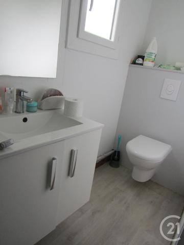 Maison à vendre  8 pièces - 204,06 m 2   BRIOUX SUR BOUTONNE  - 79