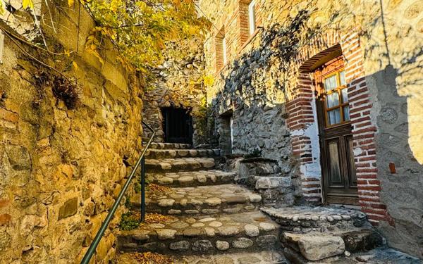 Maison à vendre    2 pièces •  Ria-Sirach