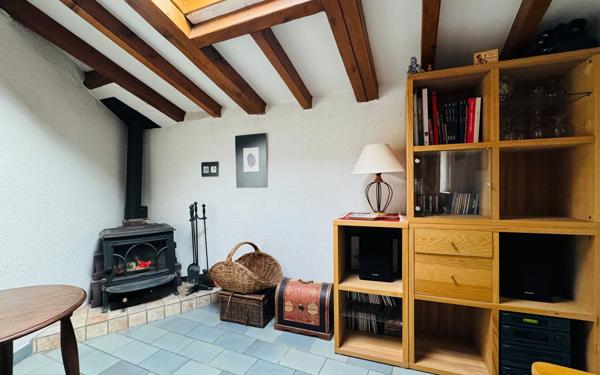 Maison à vendre    2 pièces •  Ria-Sirach