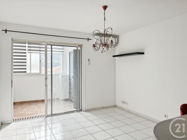 Appartement T2 à vendre  2 pièces - 38,11 m2 L ILE ROUSSE - 202