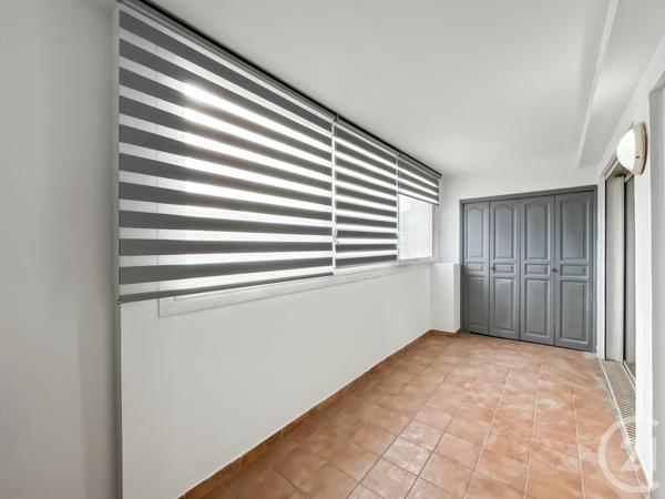 Appartement T2 à vendre  2 pièces - 38,11 m2 L ILE ROUSSE - 202