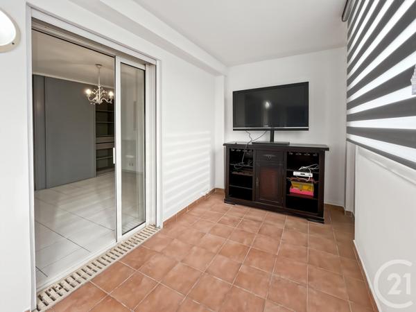 Appartement T2 à vendre  2 pièces - 38,11 m2 L ILE ROUSSE - 202
