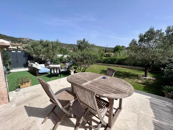 Appartement à LE PLAN-DE-LA-TOUR, 83120 - 2 pièces 46m²