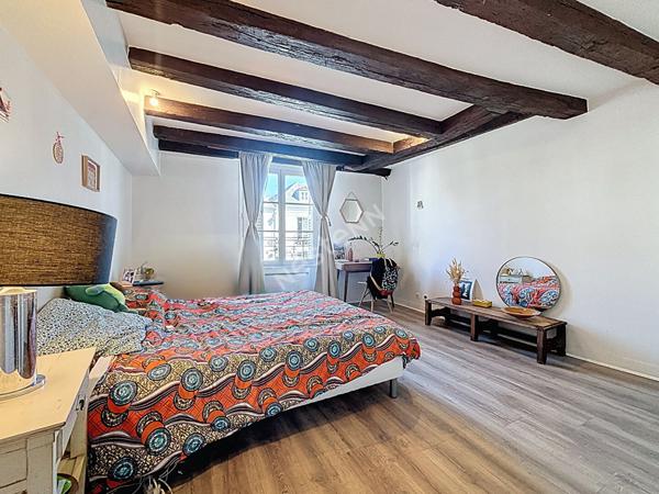DUPLEX de 105 m2 - HYPER CENTRE DE TOURS