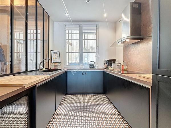DUPLEX de 105 m2 - HYPER CENTRE DE TOURS