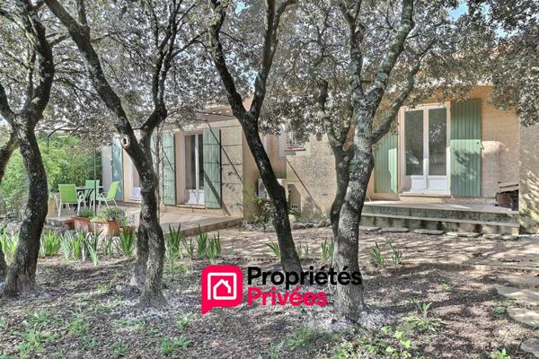 Uzès, 5km, Villa sur terrain arboré