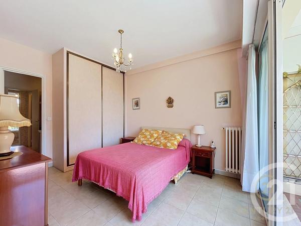 Appartement F3 à vendre  3 pièces - 77,20 m 2   ANTIBES  - 06
