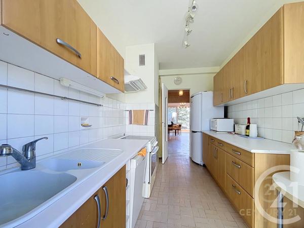 Appartement F3 à vendre  3 pièces - 77,20 m 2   ANTIBES  - 06
