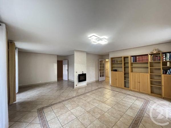 Appartement F5 à vendre  5 pièces - 97,69 m2 ELANCOURT - 78