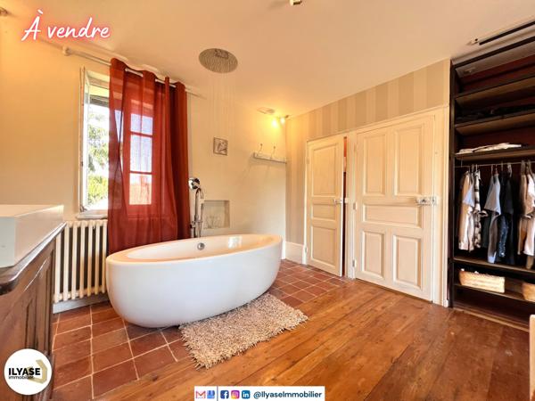 Chalon-sur-Saône (71100) Superbe propriété de 356 m² | 1100 m² | 7 CH | 1 dépendance | Garage/Atelier