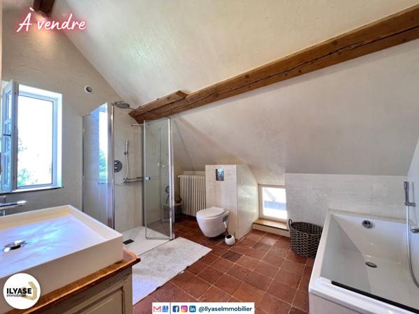 Chalon-sur-Saône (71100) Superbe propriété de 356 m² | 1100 m² | 7 CH | 1 dépendance | Garage/Atelier