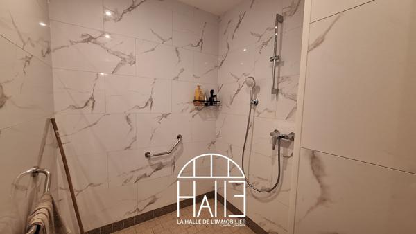 Maison 8 pièces - 235 m²