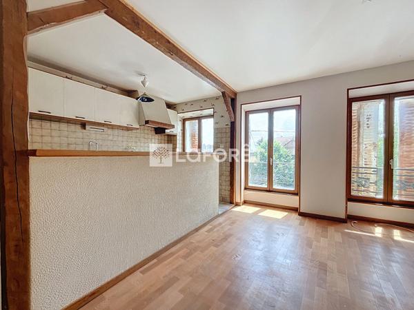 Location appartement Vouziers - 2 pièce(s) - 46 m² - 320 €/mois
