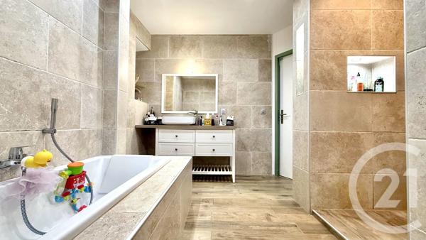 Appartement T3 à vendre  3 pièces - 80,73 m 2   GAP  - 05