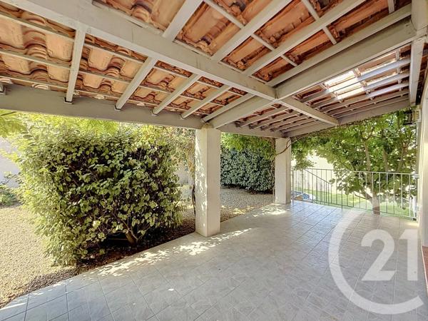 Maison à vendre  4 pièces - 91,50 m 2   CHATEAURENARD  - 13