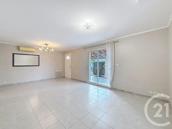 Maison à vendre  4 pièces - 91,50 m 2   CHATEAURENARD  - 13